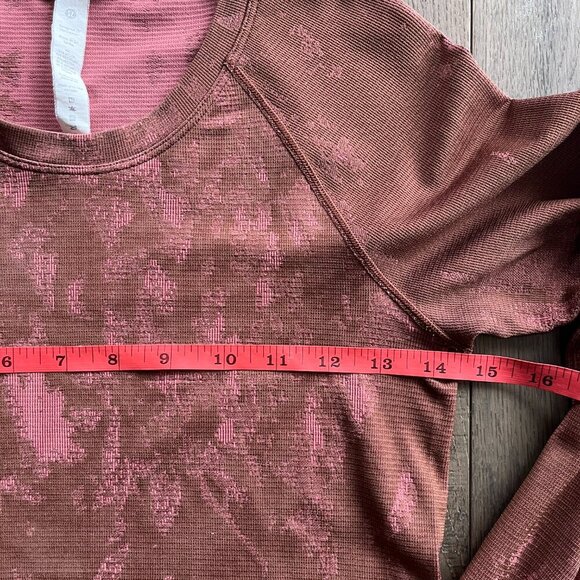 Lululemon Swiftly Tech 2.0 LS Top Size 4 Brown Pink Camo Race Length Athletic - Picture 6 of 7